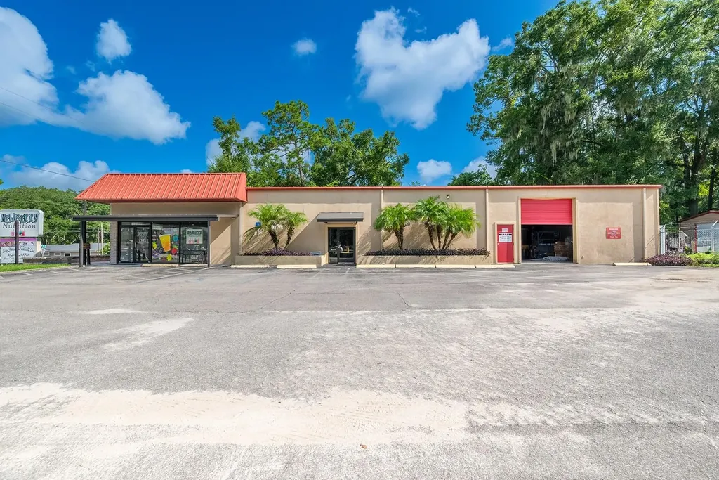 305 SW 250th Street Newberry FL 32669