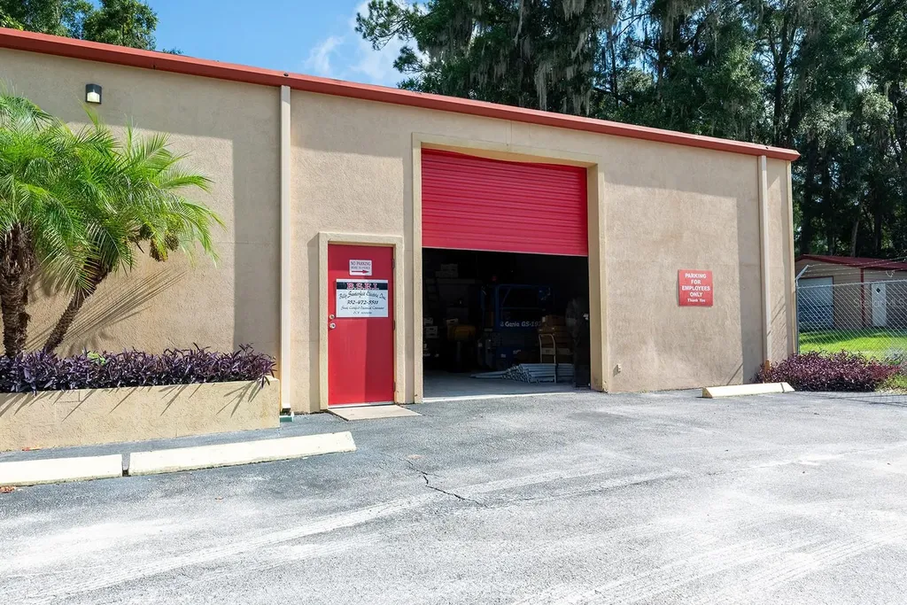 305 SW 250th Street Newberry FL 32669