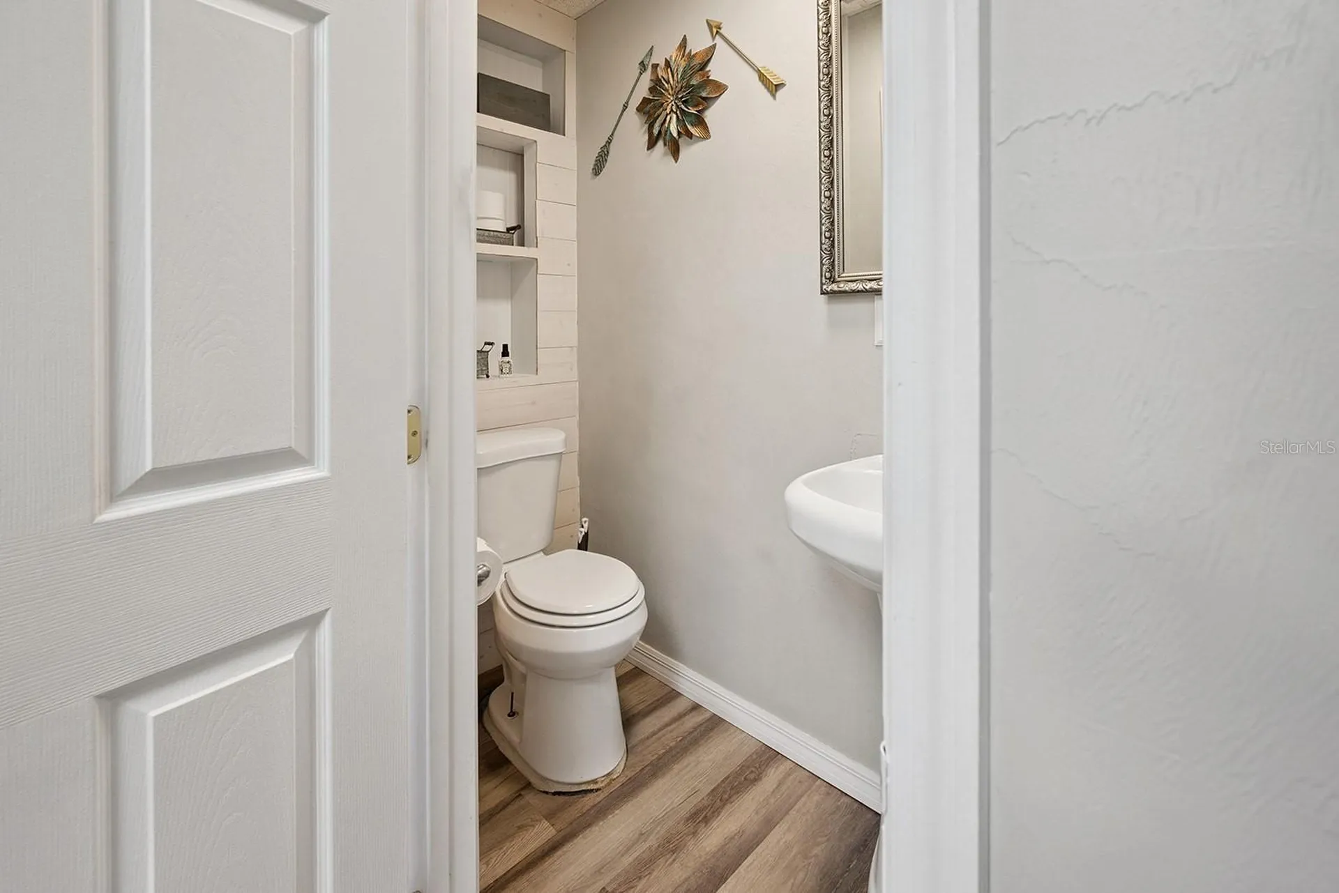 305 SW 250th Street Newberry FL 32669