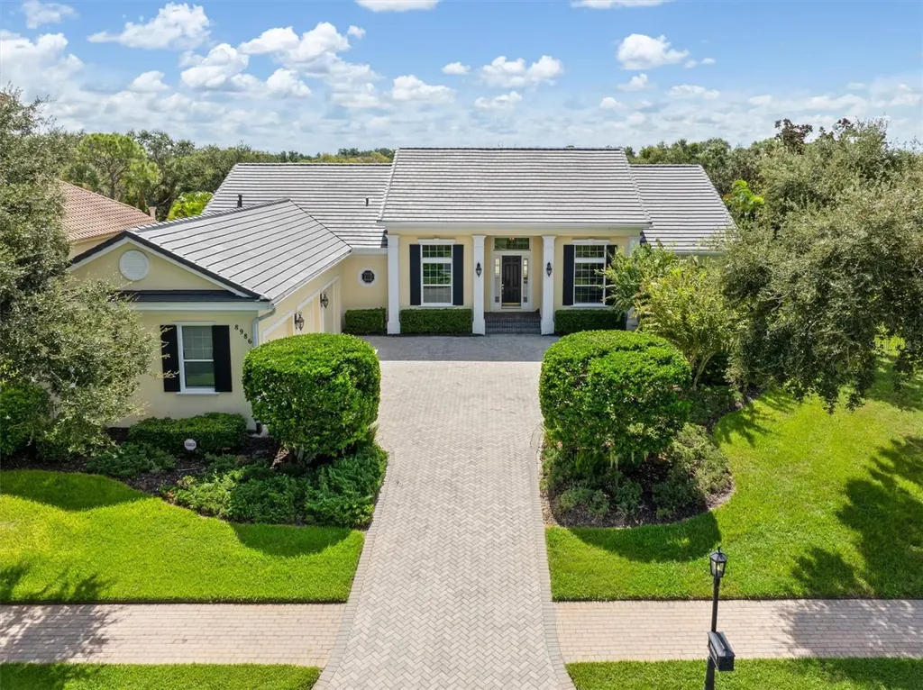 8986 Bloomfield Boulevard Sarasota FL 34238