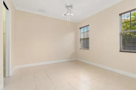 8986 Bloomfield Boulevard Sarasota FL 34238