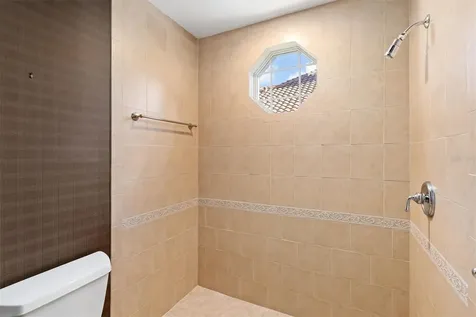 8986 Bloomfield Boulevard Sarasota FL 34238