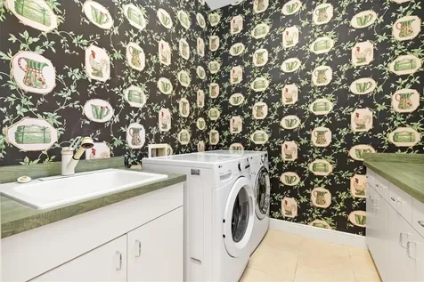 8986 Bloomfield Boulevard Sarasota FL 34238