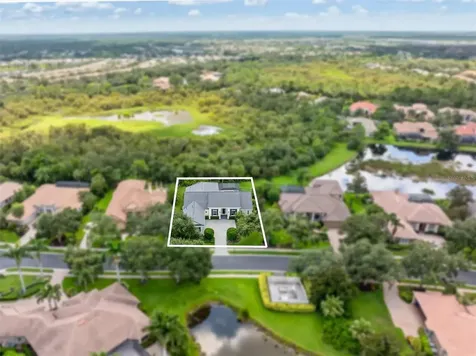 8986 Bloomfield Boulevard Sarasota FL 34238