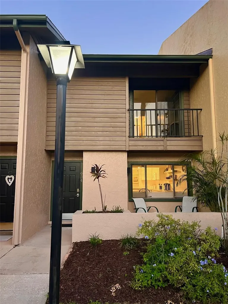 984 Sunridge Drive Sarasota FL 34234