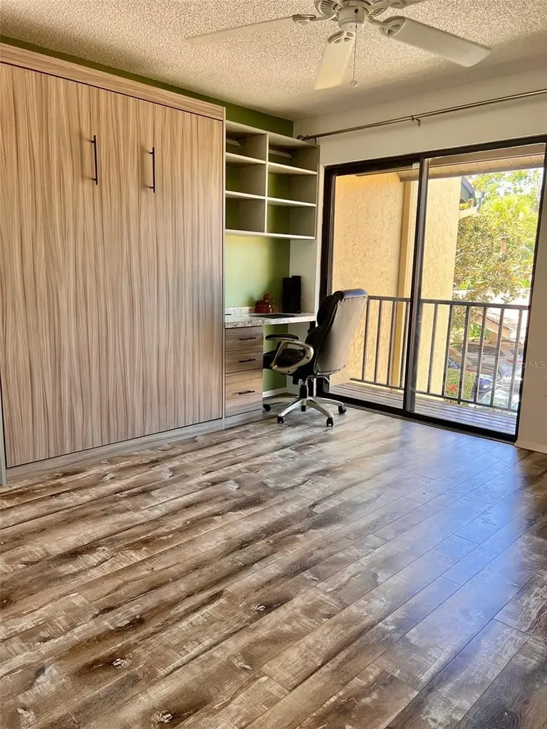 984 Sunridge Drive Sarasota FL 34234