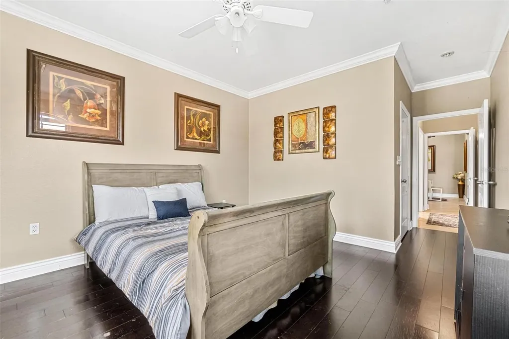 2717 Via Cipriani Clearwater FL 33764