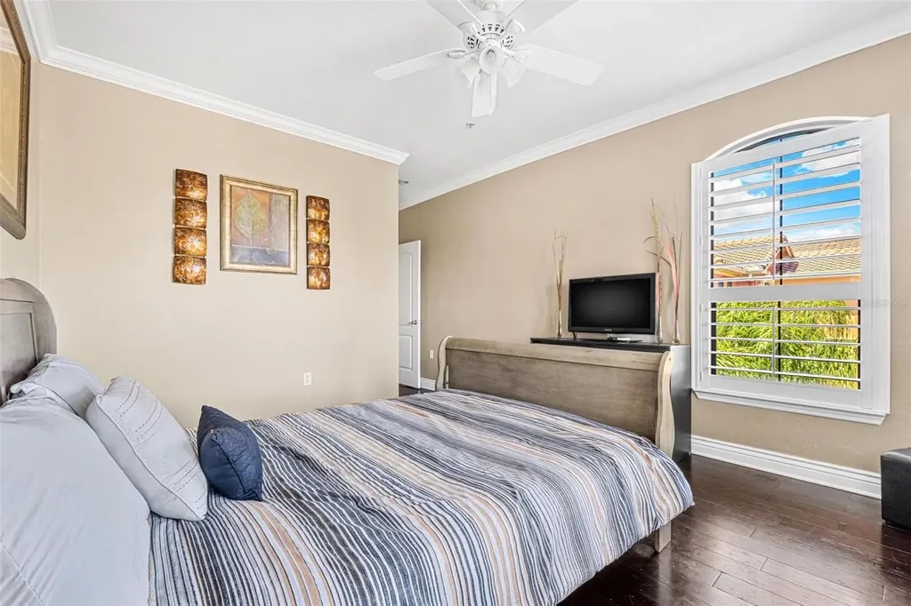2717 Via Cipriani Clearwater FL 33764