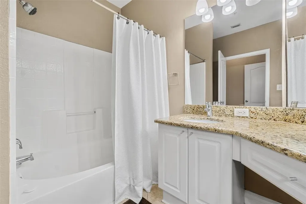 2717 Via Cipriani Clearwater FL 33764