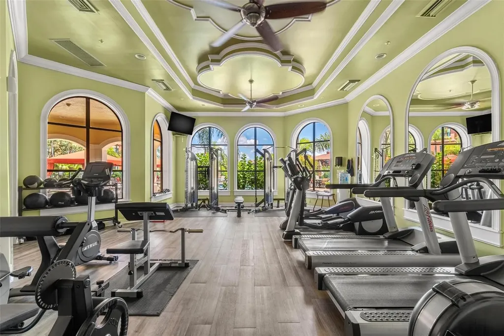 2717 Via Cipriani Clearwater FL 33764
