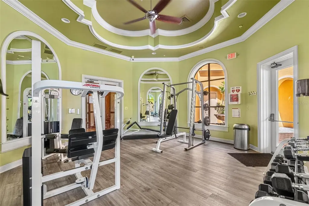 2717 Via Cipriani Clearwater FL 33764