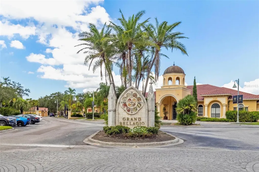 2717 Via Cipriani Clearwater FL 33764