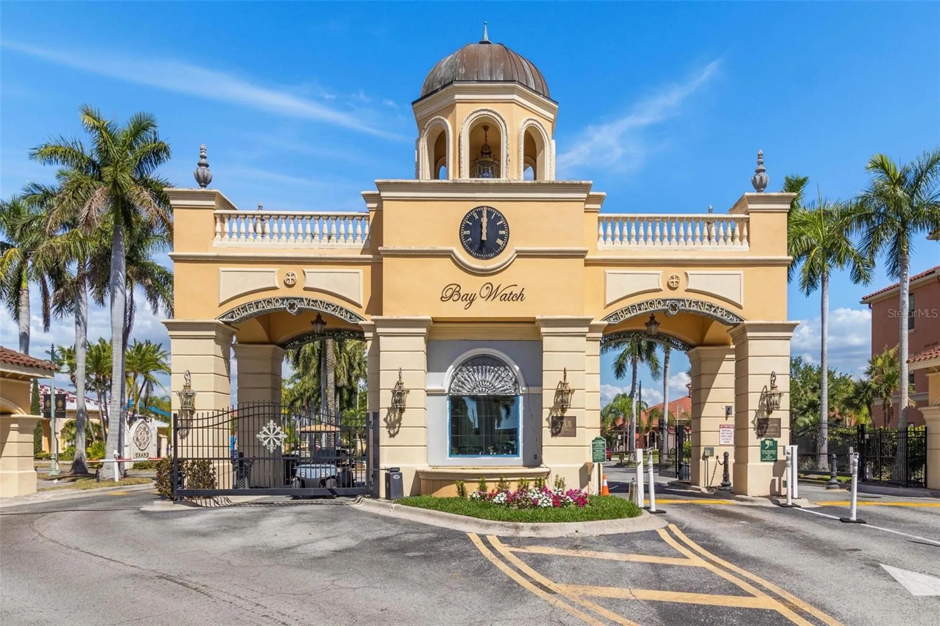 2717 Via Cipriani Clearwater FL 33764