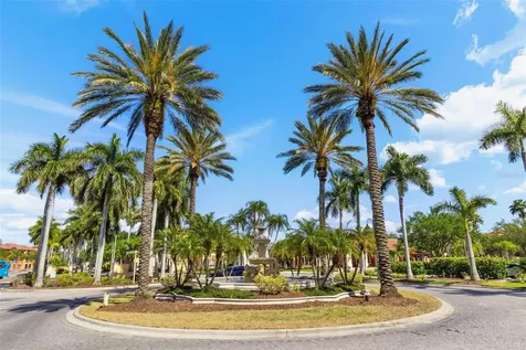 2717 Via Cipriani Clearwater FL 33764