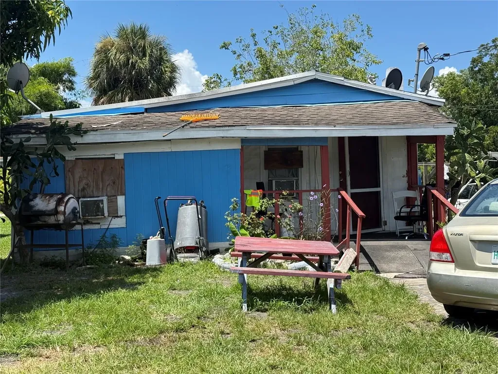 810 Person Street Kissimmee FL 34741