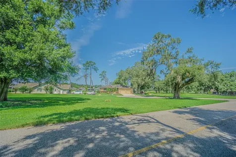 Brentwood Drive Zephyrhills FL 33542