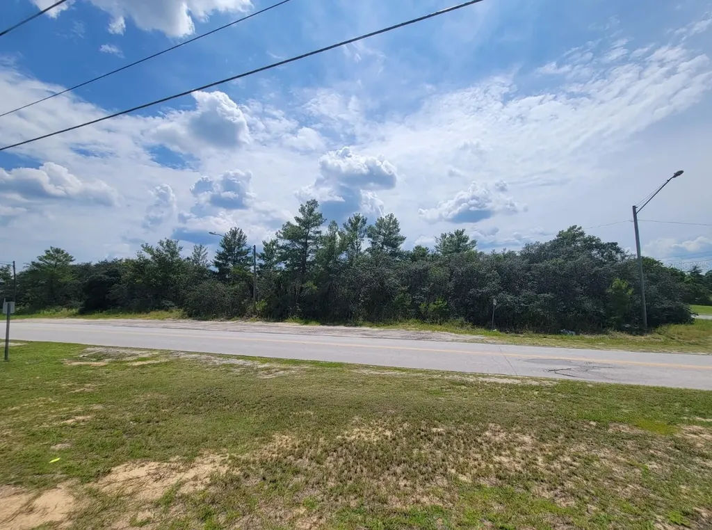 Corner Of Oak And Cypress Road Ocala FL 34472