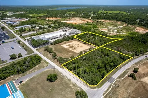 Corner Of Oak And Cypress Road Ocala FL 34472