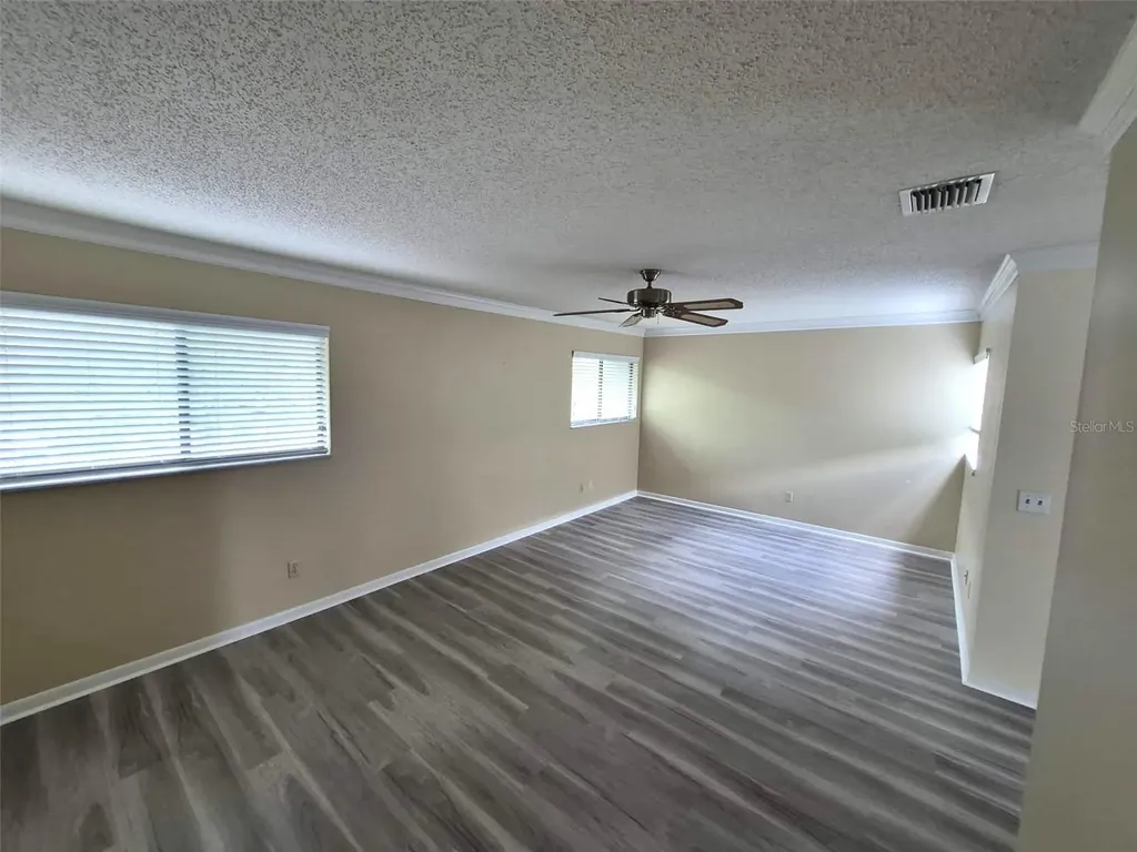 1517 N Carolwood Boulevard Fern Park FL 32730