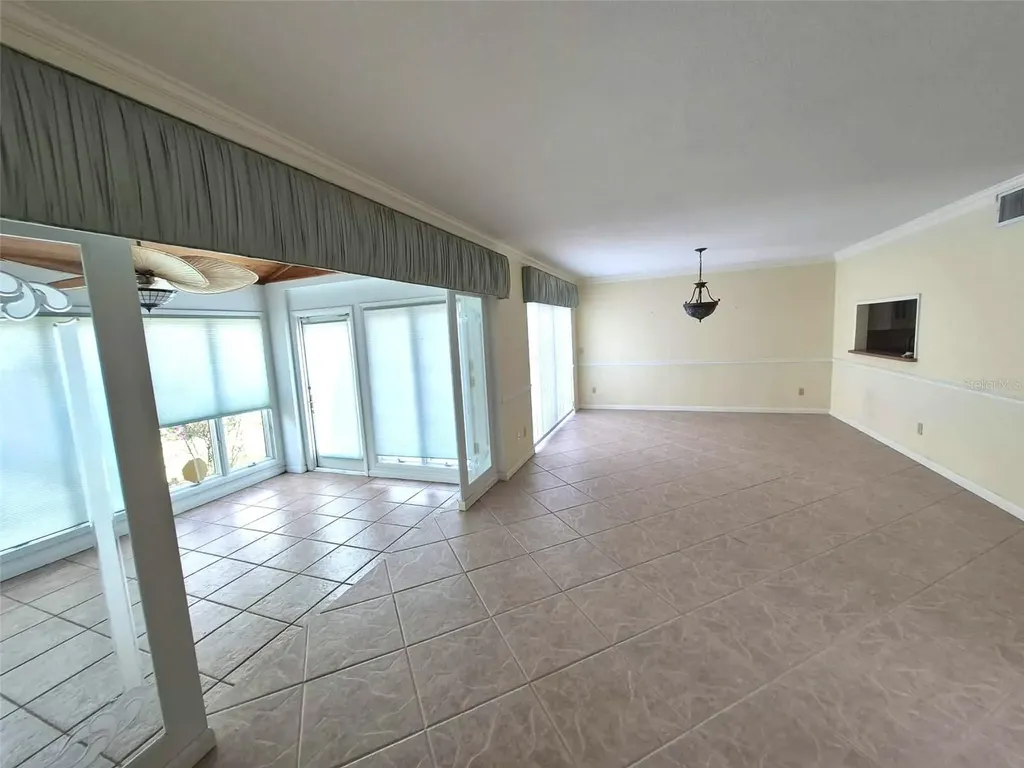 1517 N Carolwood Boulevard Fern Park FL 32730