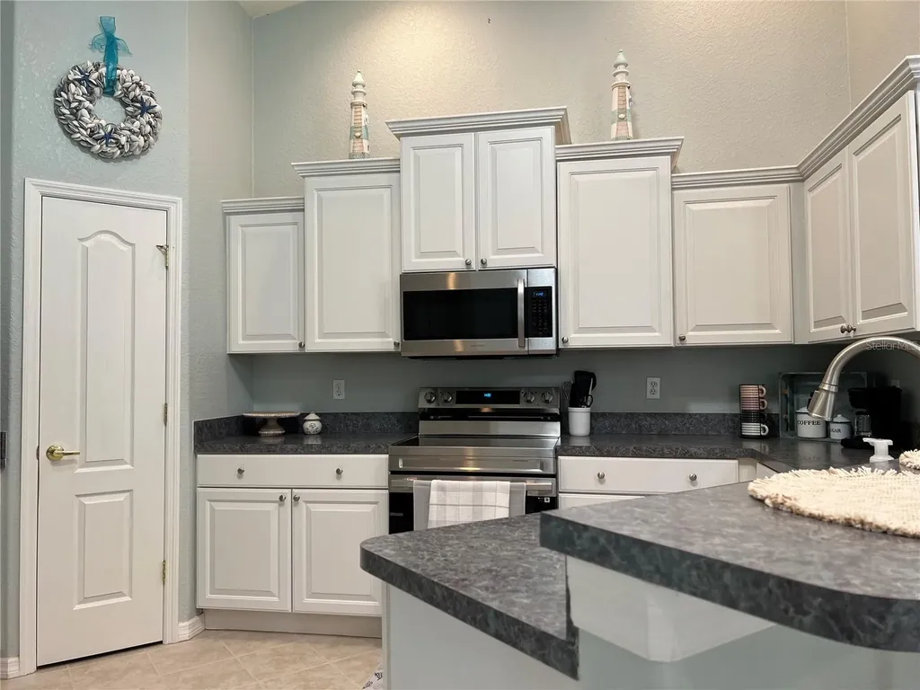3653 Lakewood Boulevard North Port FL 34287