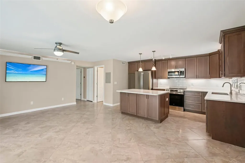 999 Inlet Circle Venice FL 34285