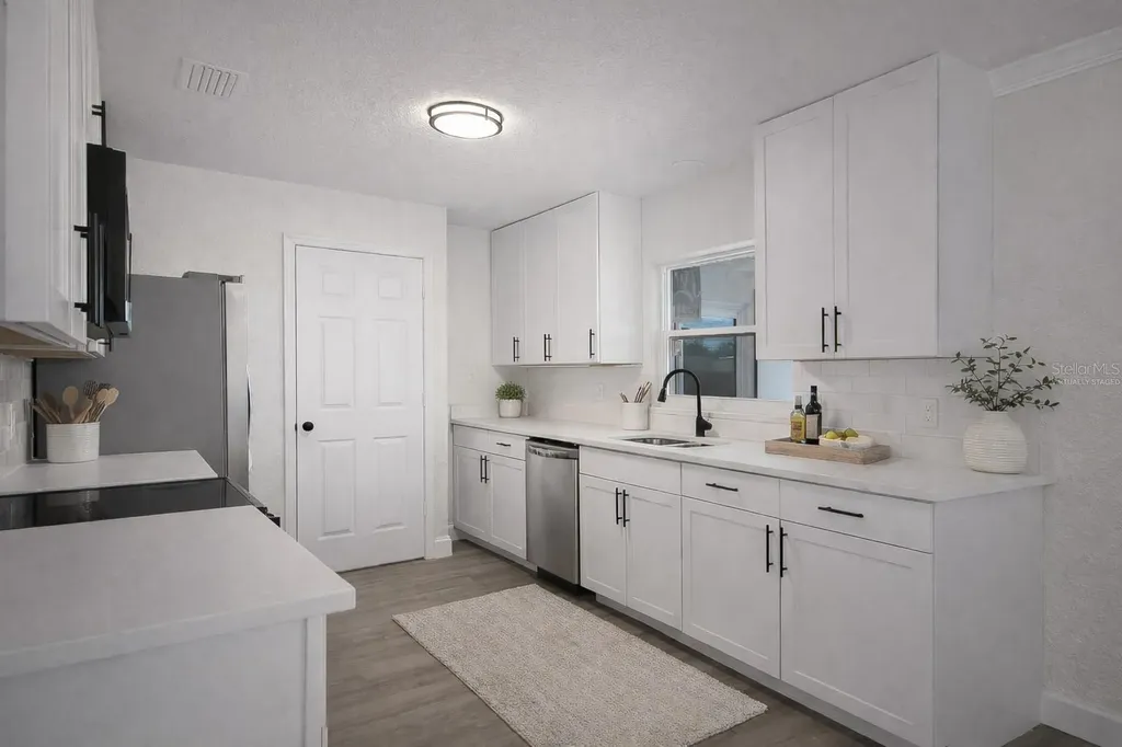 1483 Meadowlark Drive Deltona FL 32725