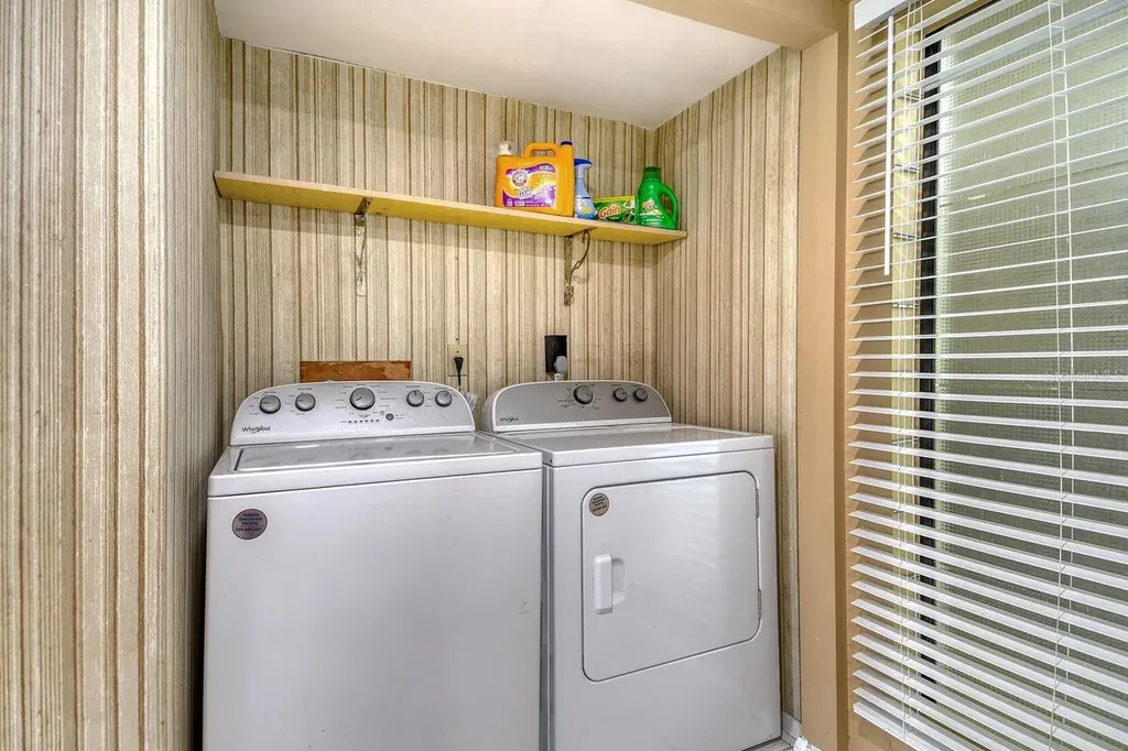 6157 Midnight Pass Road Sarasota FL 34242