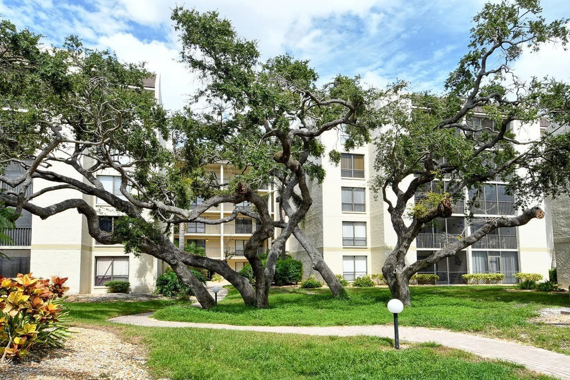 6157 Midnight Pass Road Sarasota FL 34242