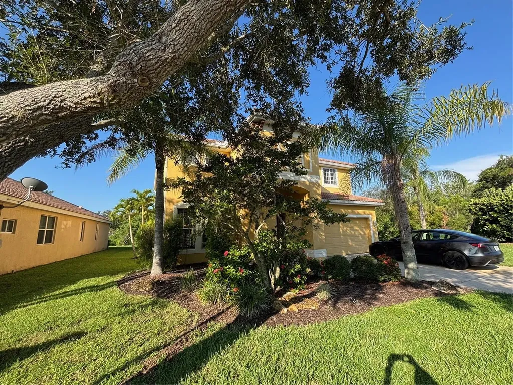8606 Stone Harbour Loop Bradenton FL 34212