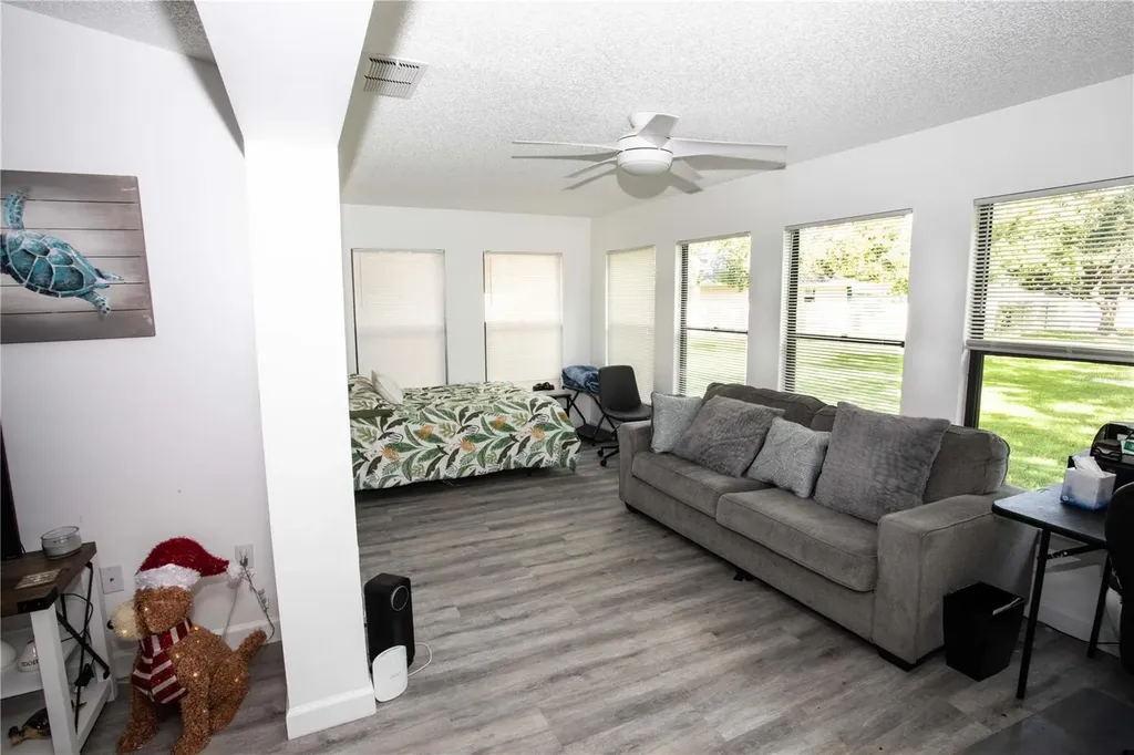 4703 Oak Hill Drive Sarasota FL 34232