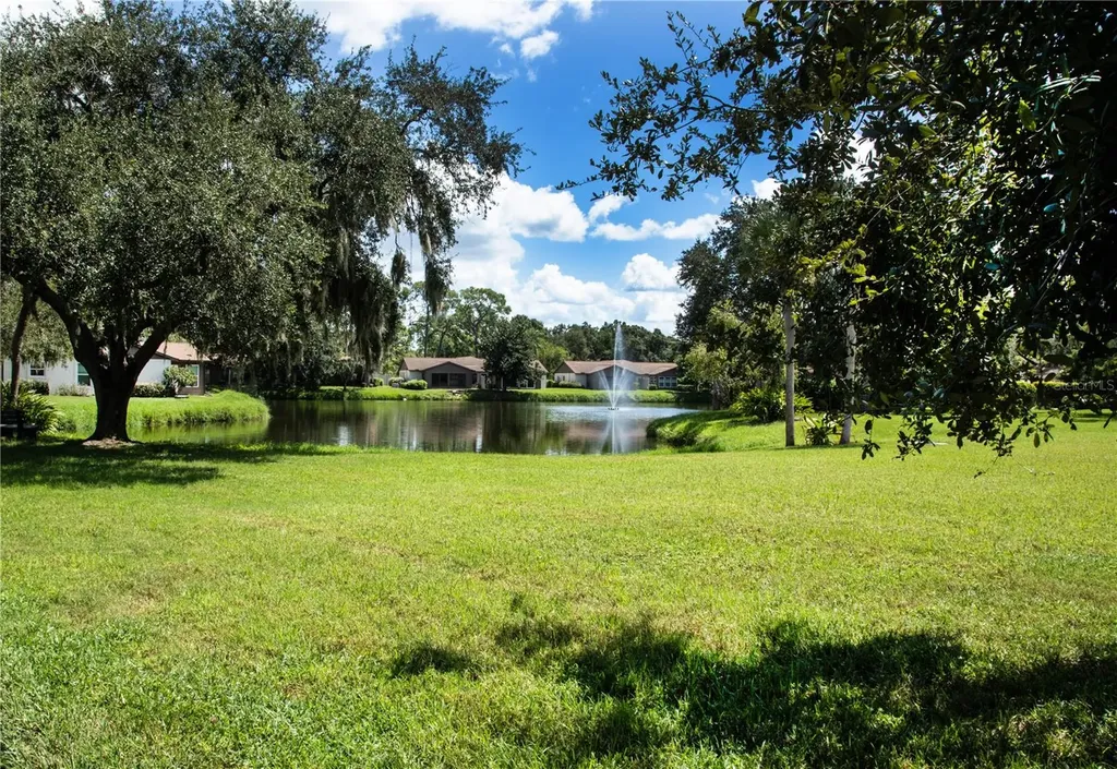 4703 Oak Hill Drive Sarasota FL 34232