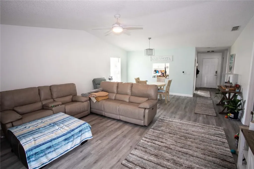 4703 Oak Hill Drive Sarasota FL 34232