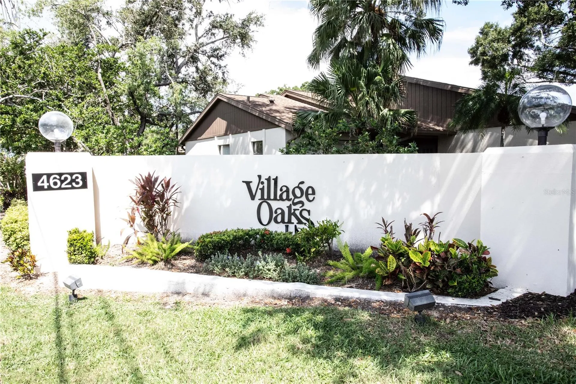 4703 Oak Hill Drive Sarasota FL 34232