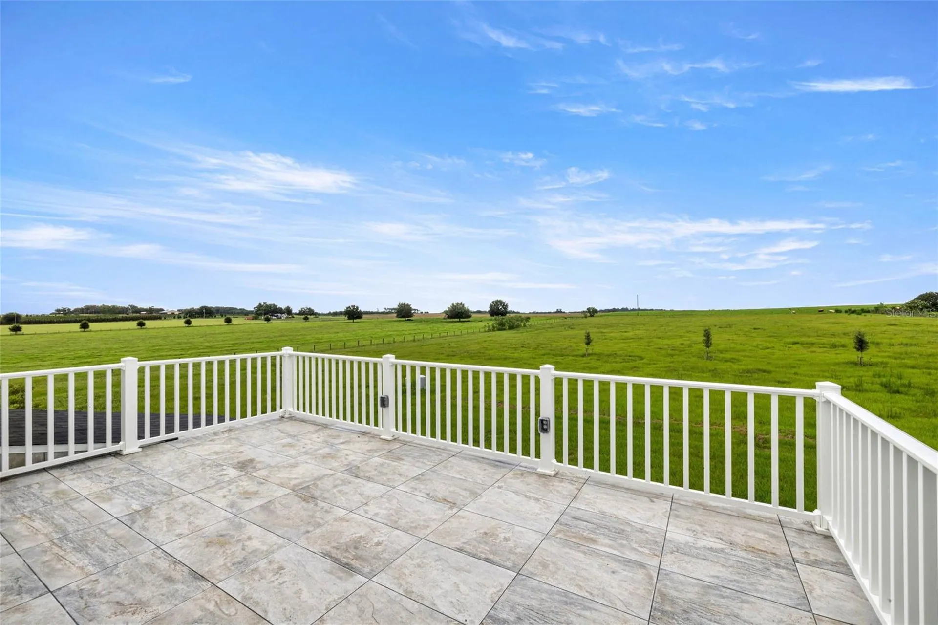 21786 NW 27th Street Morriston FL 32668
