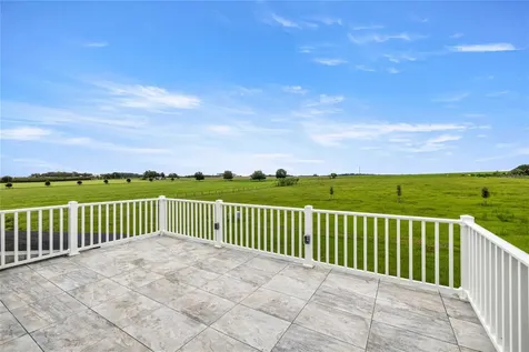 21786 NW 27th Street Morriston FL 32668