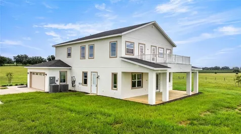 21786 NW 27th Street Morriston FL 32668