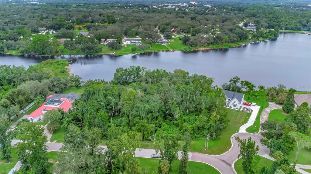 12612 Lake Hills Drive Riverview FL 33569