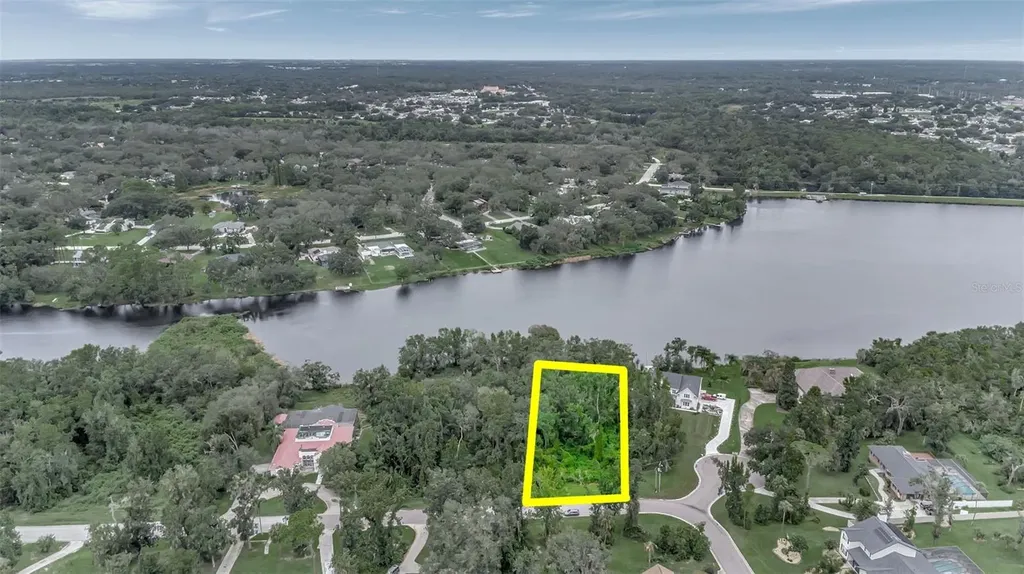 12612 Lake Hills Drive Riverview FL 33569