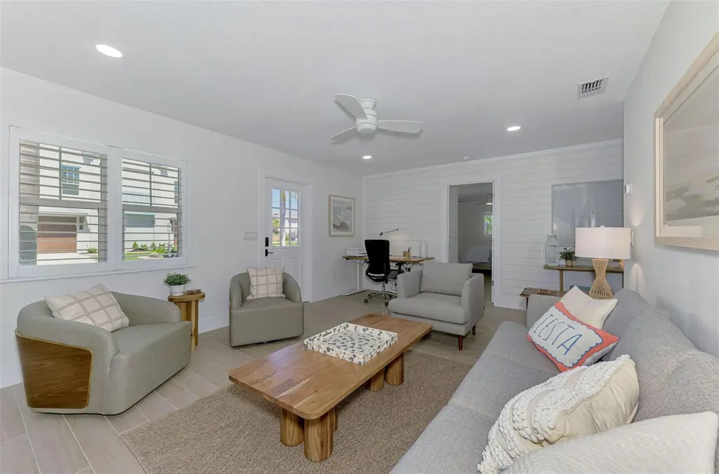 1100 Point Of Rocks Road Sarasota FL 34242
