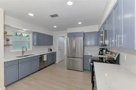 1100 Point Of Rocks Road Sarasota FL 34242