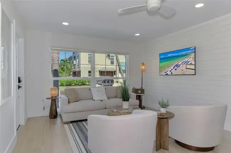 1100 Point Of Rocks Road Sarasota FL 34242