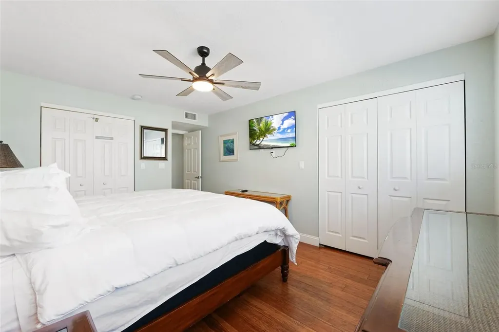 10265 Gulf Boulevard St Petersburg FL 33706