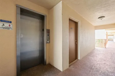 10265 Gulf Boulevard St Petersburg FL 33706