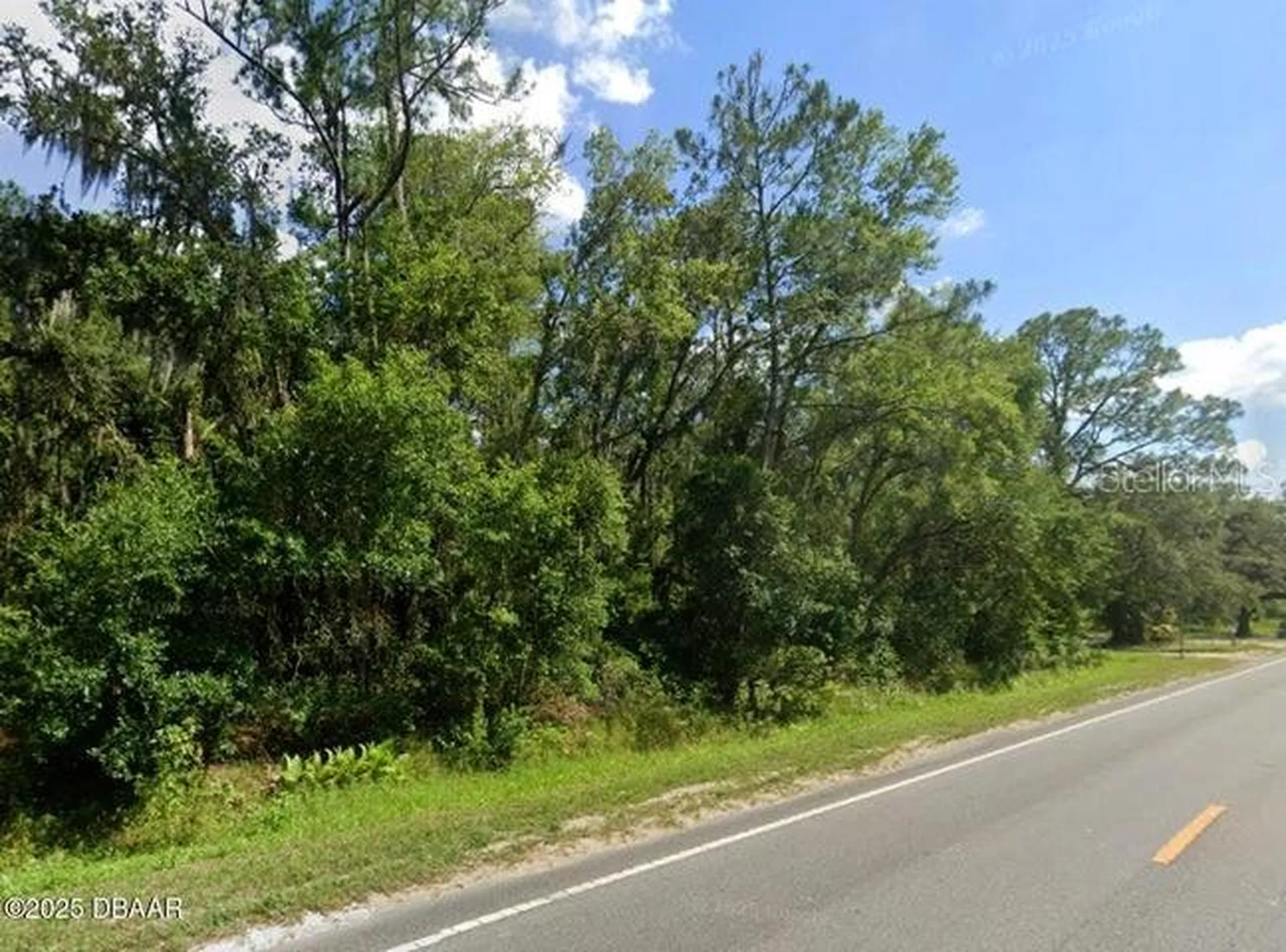2884 W New York Avenue Deland FL 32720