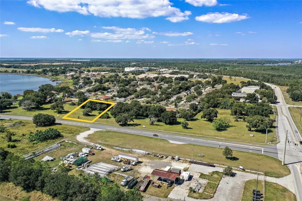 CR-448 Tavares FL 32778