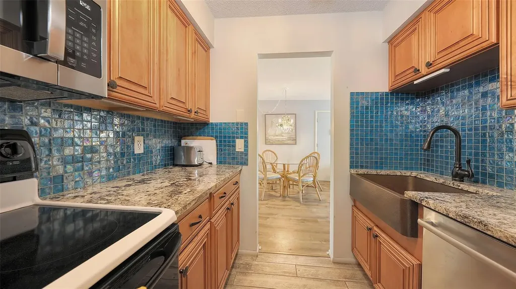 5641 Midnight Pass Road Sarasota FL 34242