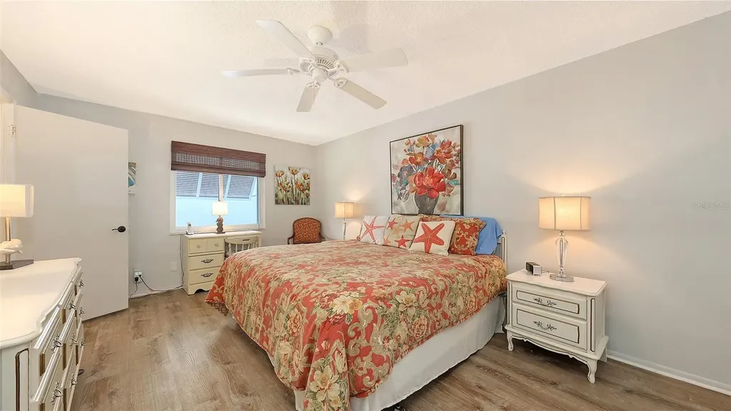 5641 Midnight Pass Road Sarasota FL 34242