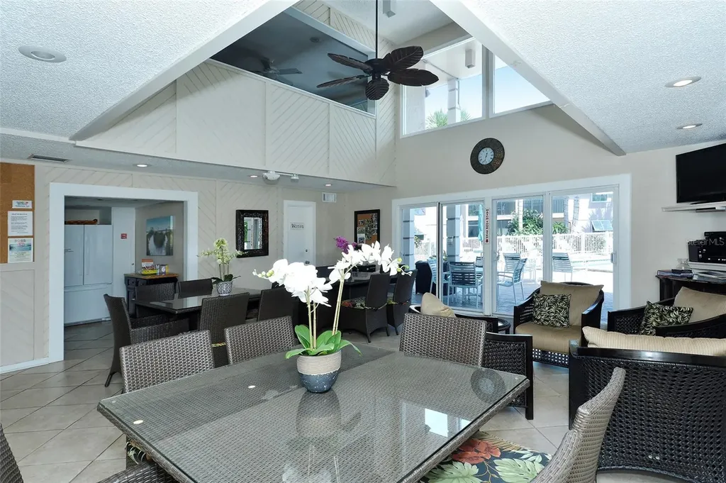 5641 Midnight Pass Road Sarasota FL 34242