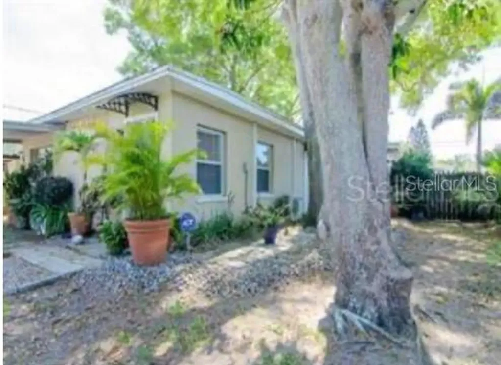 5617 Gulfport Boulevard S Gulfport FL 33707